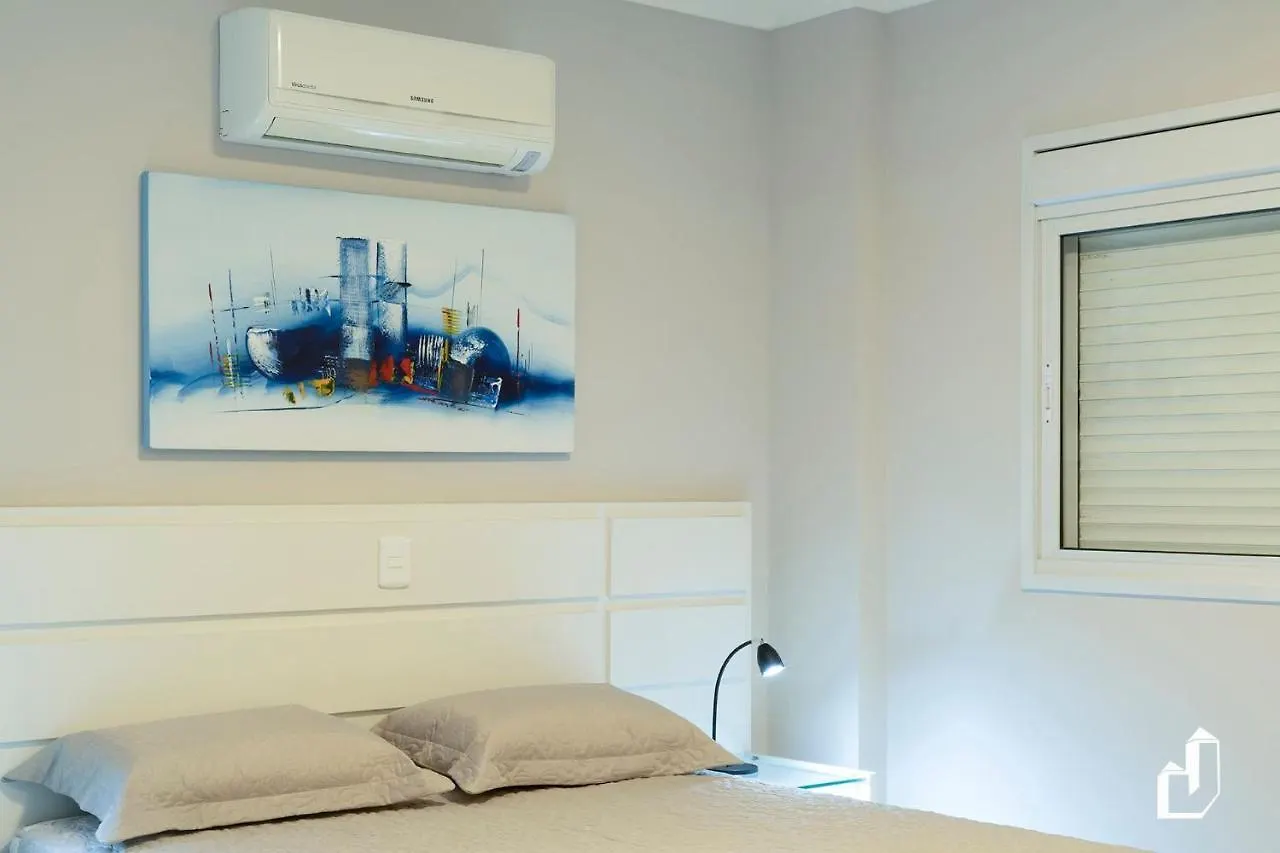 Apartamento Com 02 Dormitorios Bombinhas 0*,  Brazil